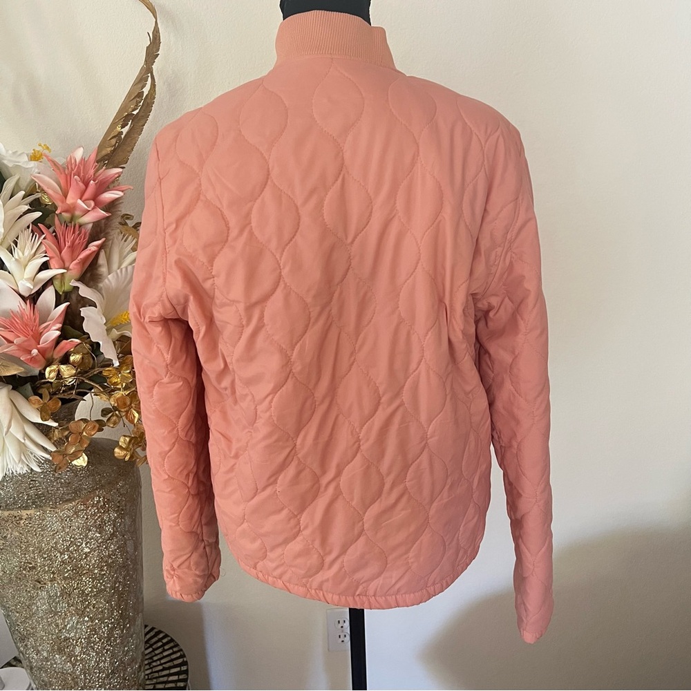 Obey Quilted Pink / Peach Embroidered Logo Puffer Jacket size Medium - Picture 4 of 12